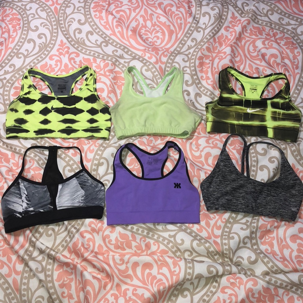 Sports bra